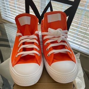 Brand new mens custom Chuck Taylor All⭐️Star. Size 12 in the color Orange